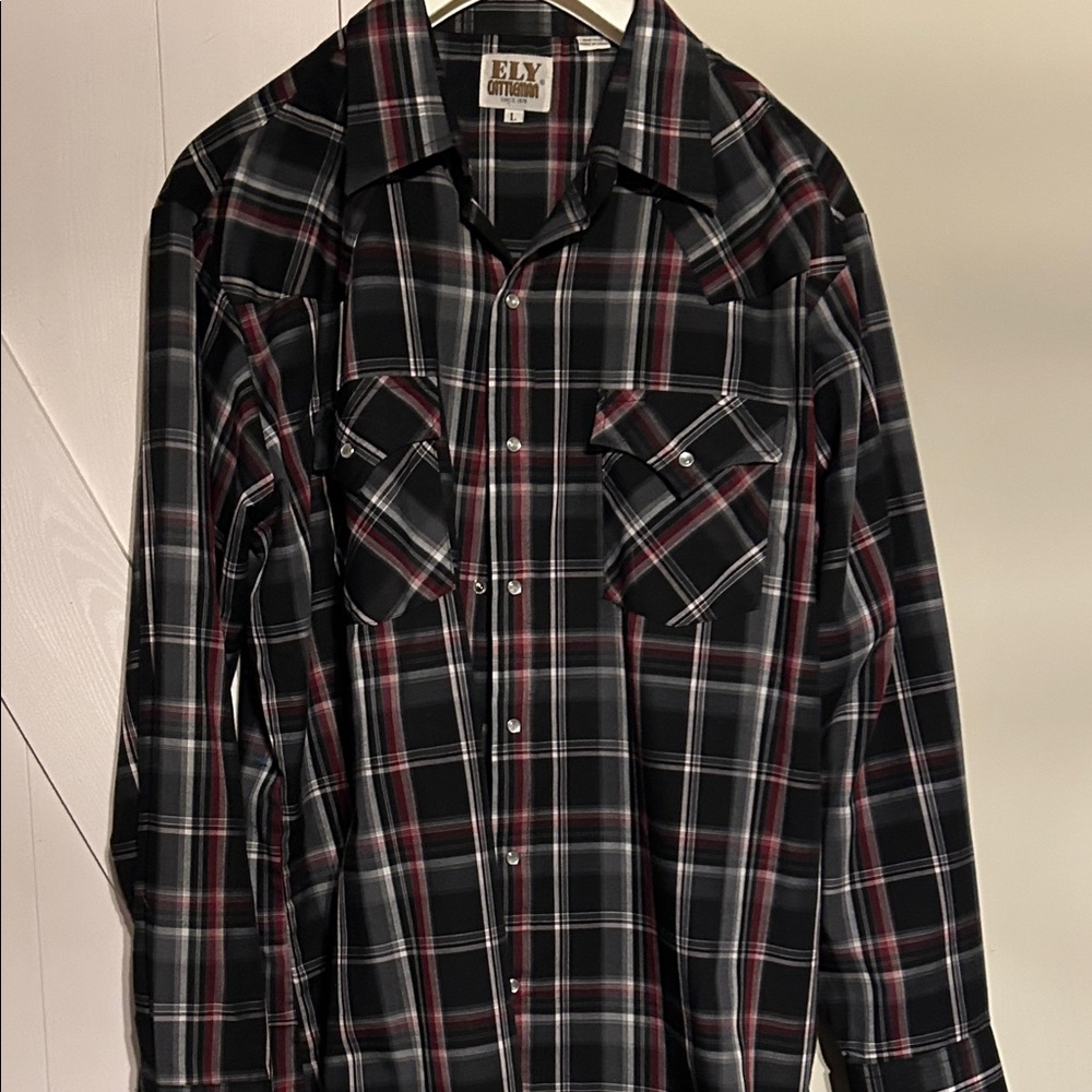 Ely Cattleman Men's Red and Black Plaid Shirt